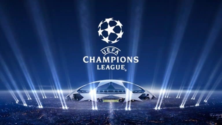 Sui diritti TV in chiaro per le partite di Champions League è battaglia legale tra Rai e Sky. E Mediaset punta al colpaccio con un'offerta allettante per i tifosi di calcio.