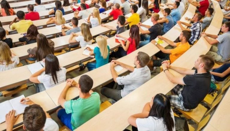 Diecimila posti di lavoro entro fine anno nella Regione Campania. In arrivo un maxi concorsone.