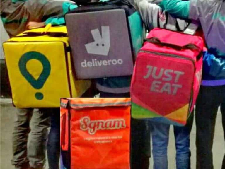 Un'inchiesta del Corriere della Sera ha portato alla luce le ombre del capolarato sulle strade dei rider che lavorano per le società di food delivery.