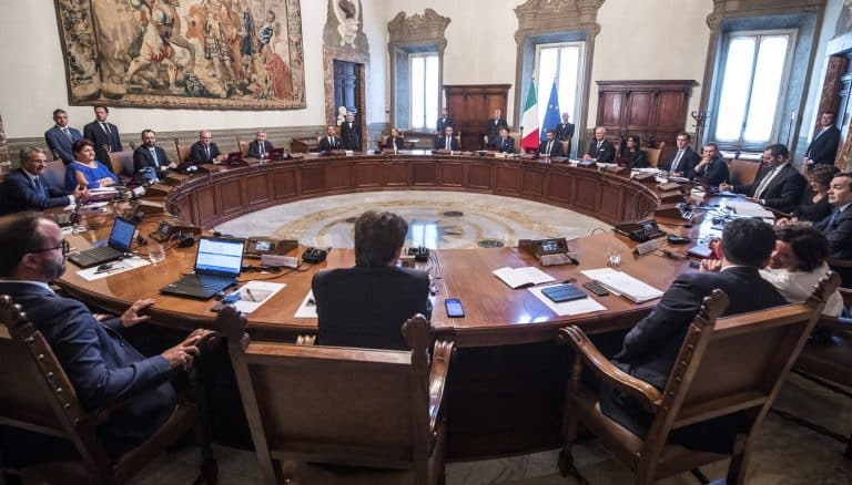 Come sarà la pensione nel 2022? Il governo punta ad allungare l’età pensionabile dopo quota 100. Fredda accoglienza di Lega e altri partiti.