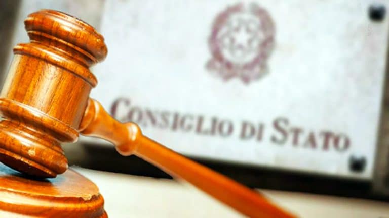 Per determinare l’importo dell’assegno di mantenimento il coniuge potrà accedere anche al conto corrente dell’ex senza autorizzazione del giudice.