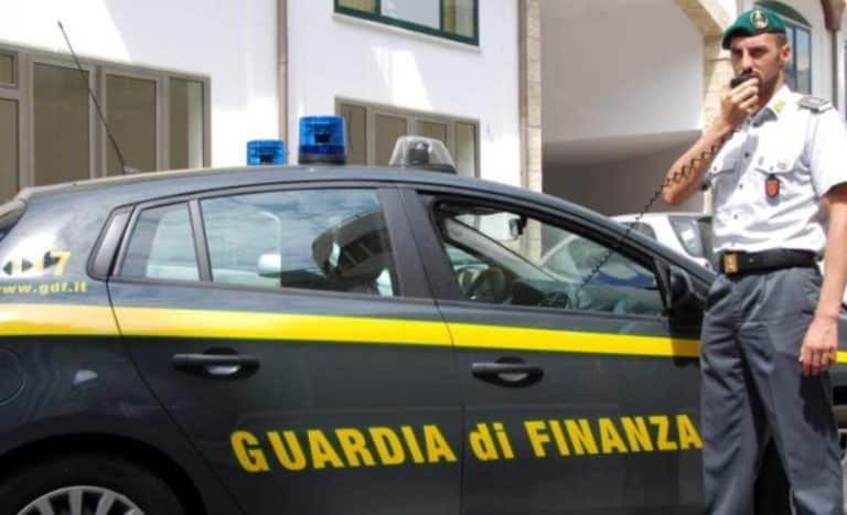 Anas nel ciclone per appalti truccati: dalle prime ore dell'alba gli uomini della Guardia di Finanza stanno eseguendo diversi arresti nell'ambito dell'operazione Dama Nera. Comunicato dell'Anas Spa.
