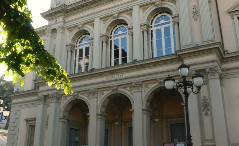 Il debito pubblico italiano è una bomba ad orologeria, pronta ad esplodere dopo la fine del mandato di Mario Draghi alla BCE. Vediamo perché.