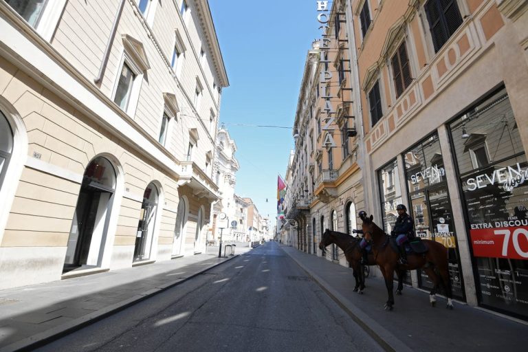 La classifica degli uomini più ricchi nel mondo ci segnala un grosso problema per l'Italia e che nei fatti spiega meglio di mille parole le cause del nostro declino.