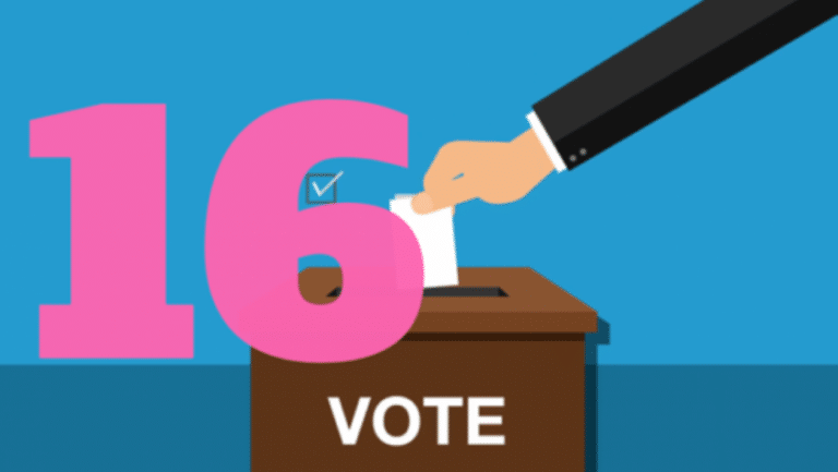 E' stata rispolverata la proposta di legge per anticipare la maggiore età di due anni: diventare maggiorenni a 16 anni e non più a 18. Che cosa cambierebbe?