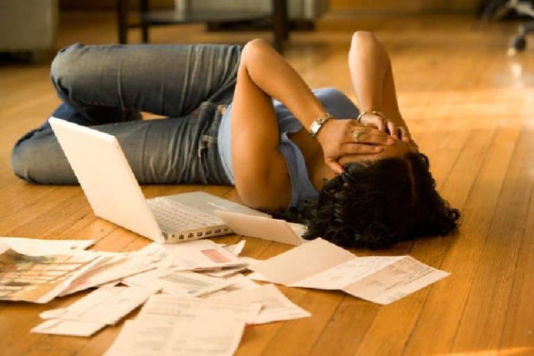 Il racconto di una donna ci fa riflettere su quanto la realtà sia lontana dalla teoria dell'applicazioni delle leggi che regolano separazione e divorzio.