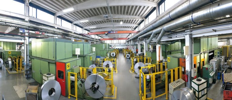 Cedole a tasso fisso 5% e rimborso ammortizzato in cinque anni. L’azienda lombarda che produce lamierini sfusi è leader mondiale del suo settore