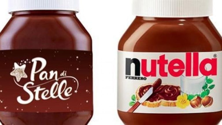 Biscocrema in risposta ai Nutella Biscuits. La "guerra" tra Ferrero e Barilla va avanti da qualche anno e si è intensificata con la battaglia mondiale contro l'olio di palma. Tra i due gruppi alimentari italiani è stata rotta la tregua.