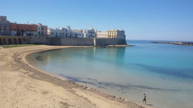 Il turismo a Gallipoli in netta crisi: le ragioni della "disfatta" di un modello che va rivisto.