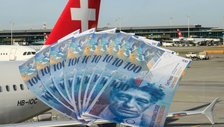 Il fisco controlla oggi anche i conti correnti degli italiani in Svizzera. Cosa denunciare e quali imposte pagare: il quadro RW della dichiarazione dei redditi.