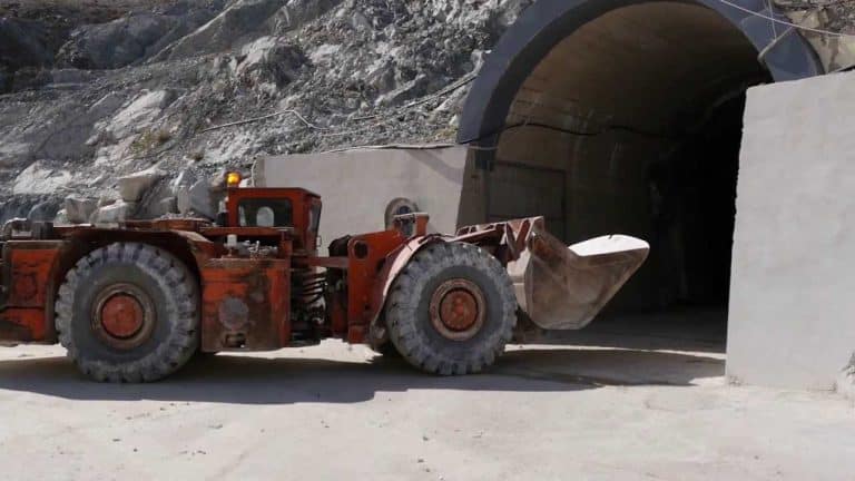 I minibond IMI Fabi sono quotati su borsa italiana (IT0005224883, IT0005224891) e rendono fino al 5,20%. Taglio minimo, 50.000 euro