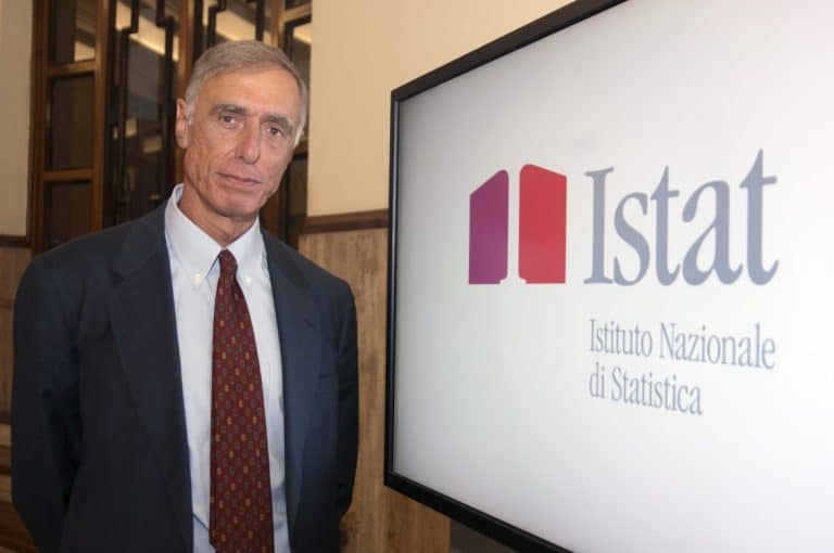 Secondo l’Istat, la pressione fiscale in Italia è sbilanciata. Famiglie e lavoratori pagano tanto di più rispetto agli imprenditori.