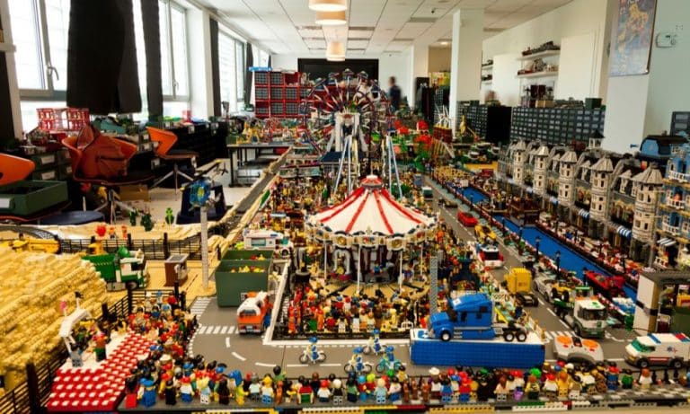 Ecco tutte le info sulle date, gli orari ed il prezzo dei biglietti con sconti della mostra City Lego 2016-2017 a Roma.