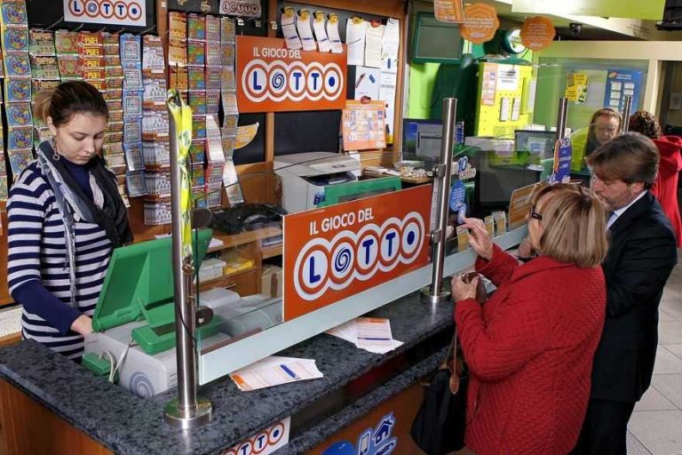 Ecco come vengono tassate le vincite di lotto e lotterie.