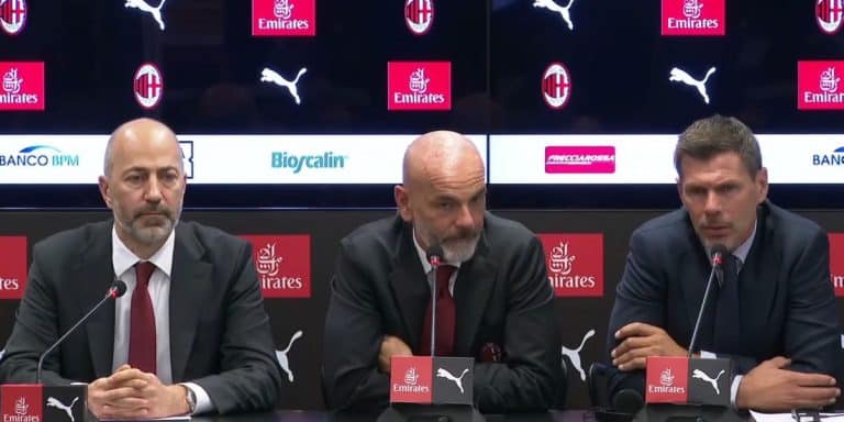 La vendita del Milan al patron del lusso francese Arnault sarebbe questione di mesi e avverrebbe intorno alla cifra di 1 miliardo di euro. E circolano già diversi nomi di quella che sarebbe una vera rivoluzione dal calciomercato estivo in poi.