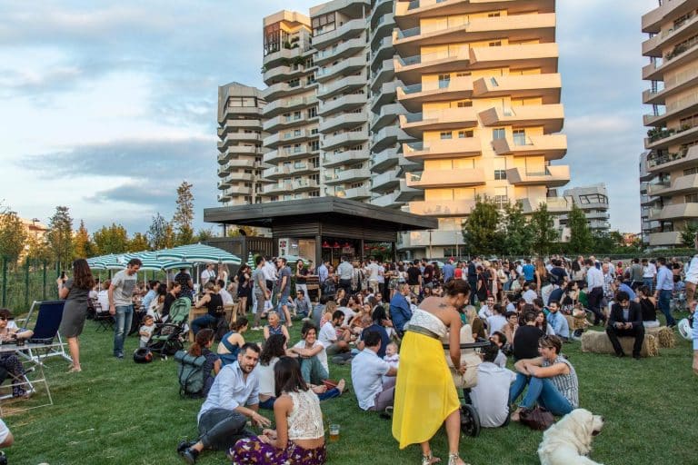 Nonostante il caro Imu, i prezzi delle case a Milano sono esplosi negli ultimi 5 anni (+30%). Mercato immobiliare a picco nel resto d'Italia.