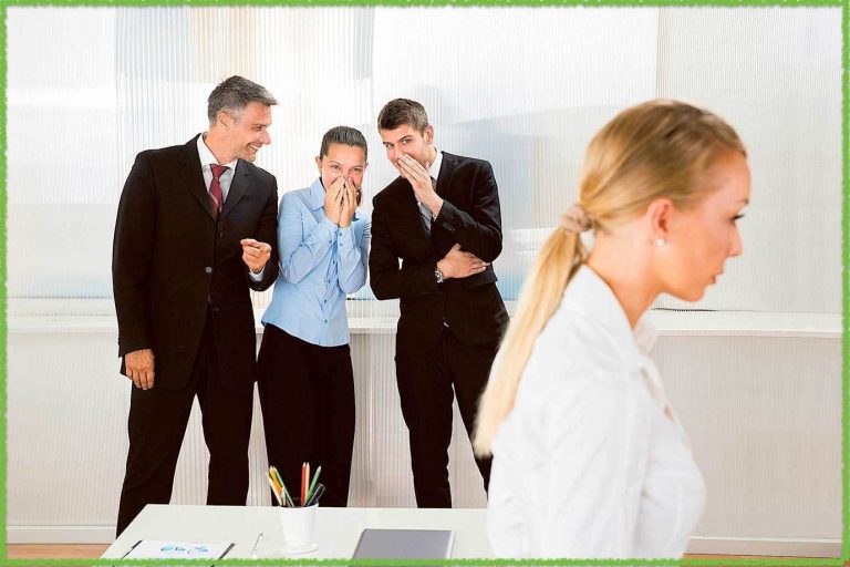 Con lo smart working calano le denunce di mobbing e i lavoratori sono più contenti. Il 90% dei dipendenti pubblici chiede il lavoro agile per sempre.