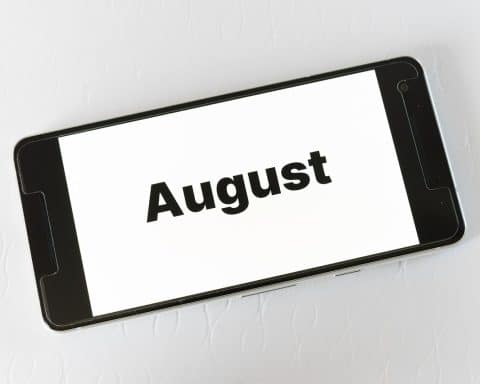 Quando si incassa la pensione di agosto, cosa c'è di diverso nel cedolino e cosa succede tra conguagli fiscali e tagli di assegno.