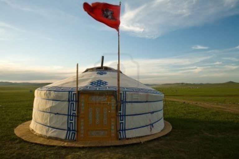 Rendimento del 5,50% in dollari per il primo bond decennale dello stato asiatico. Il paese registra tassi di crescita a due cifre grazie alla forte domanda di materie prime dalla Cina