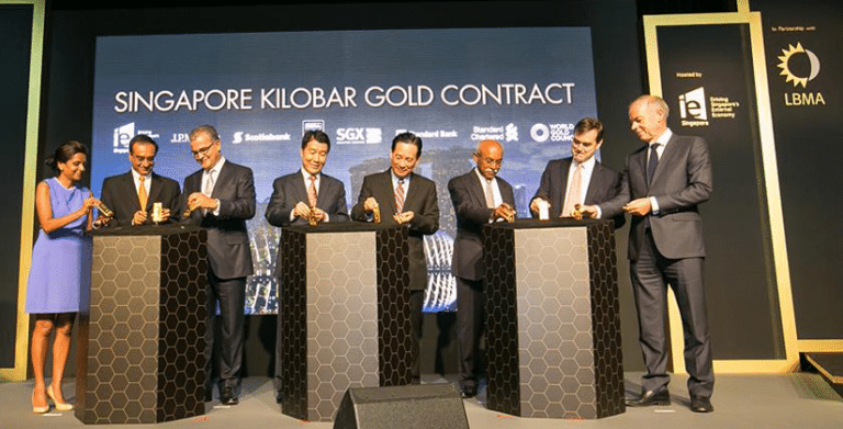 Il prezzo dell'oro potrebbe presto essere fissato anche a Singapore una volta al giorno. Dopo due tentativi falliti, l'Asia riuscirà a farsi spazio sul mercato del metallo?
