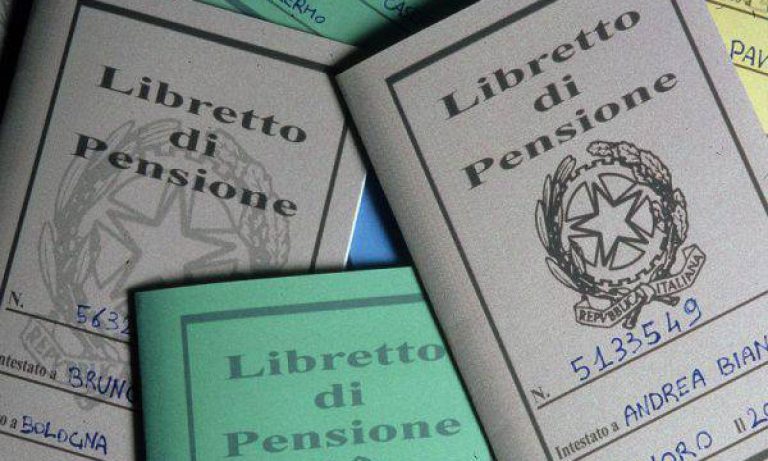 Le pensioni di giugno in Posta saranno disponibili dal 26 maggio. Per ritirarle in contanti bisognerà rispettare un preciso ordine alfabetico