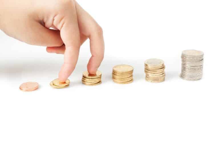 La pensione integrativa diventerà sempre più decisiva per i lavoratori più giovani, considerate le novità (peggiorative) sull'integrazione al minimo per gli assegni liquidati con il sistema contributivo.