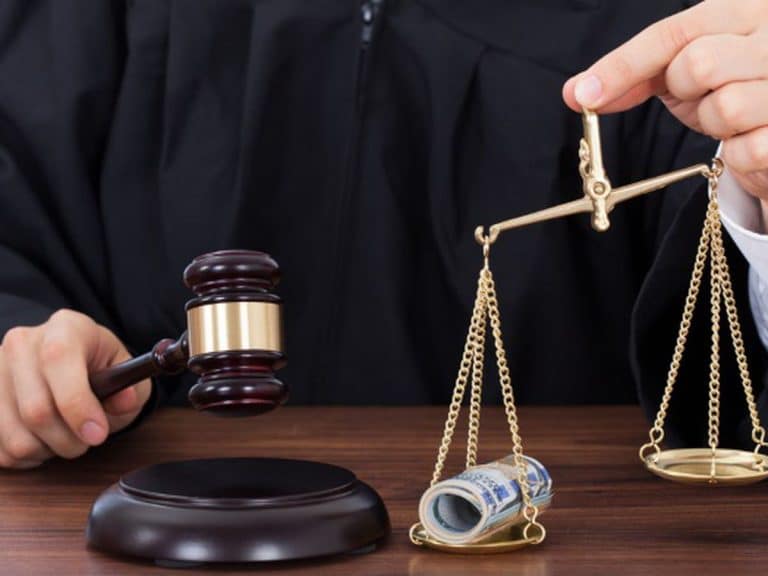 La Corte di Cassazione ha ribadito che le pensioni ai superstiti vanno rivalutate al netto di altri redditi percepiti dal pensionato.