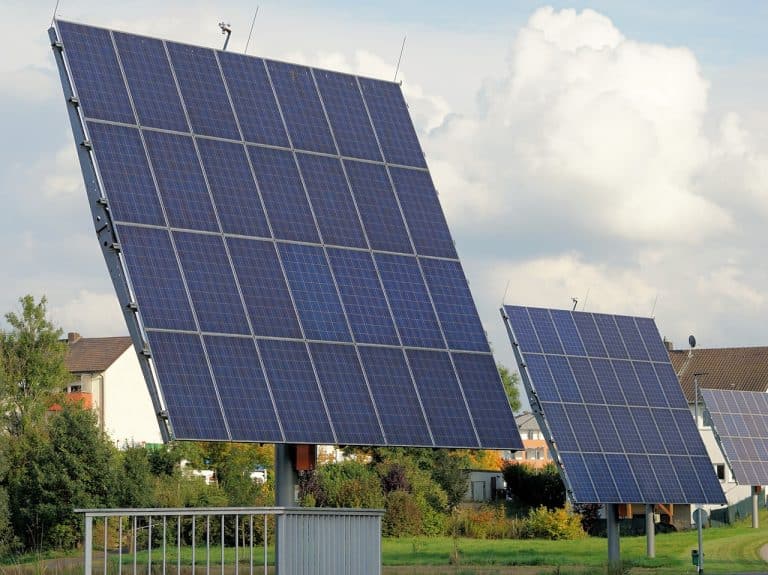 La legge di bilancio 2021 ha specificamente indicato che il superbonus 110% spetta anche se il fotovoltaico è installato sul terreno e non sul tetto