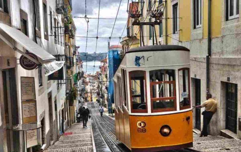 Le tasse sulle pensioni straniere in Portogallo si pagheranno al 10%, ponendo fine a un decennio di esenzione totale. E così sarà il Meridione d'Italia a poter aspirare ad attrarre nuovi residenti.