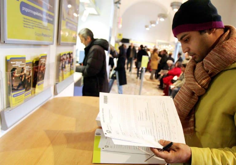 Pensione italiana a stranieri: quanto bisogna lavorare?