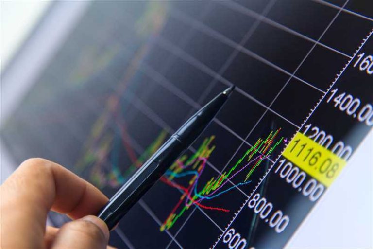 Il mercato obbligazionario globale con rendimenti negativi si riduce di 5.600 miliardi di dollari dalla fine di agosto. La normalizzazione resta lontana, ma la bolla si è un po' sgonfiata.