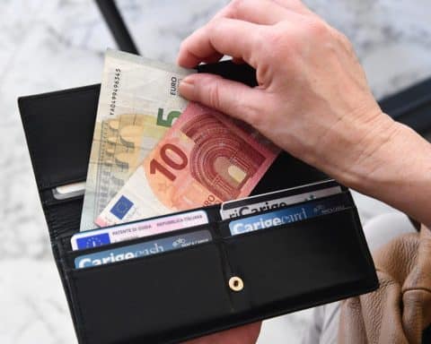 Spread basso buona notizia per bilanci familiari e imprese