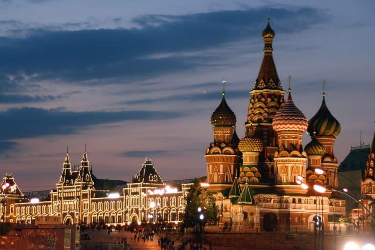 Investire in Russia è stata una buona occasione per maturare ritorni cospicui quest'anno, ma per il futuro bisogna tenere in conto di alcuni dati.