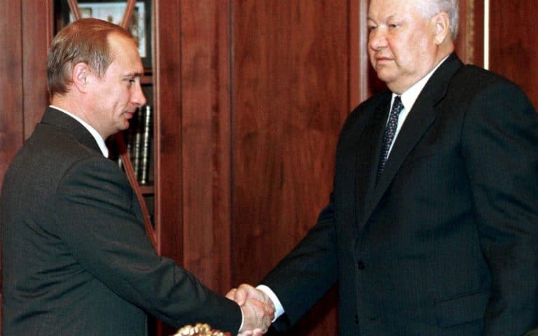 L'economia russa si è di molto evoluta a 20 anni dall'arrivo al Cremlino di Vladimir Putin, pupillo di Boris Eltsin. Vediamo i principali dati che segnalano la trasformazione dell'ex economia sovietica.
