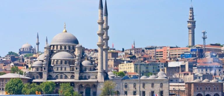 Obbligazioni sovrane turche in dollari. Opportunità di guadagno con il bond in scadenza nel febbraio 2034 e cedola 8% (ISIN: US900123AT75), in rialzo a doppia cifra nell'ultimo semestre.