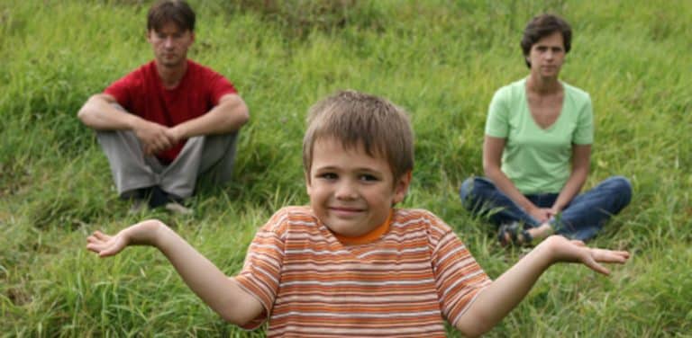 Vacanze figli genitori divorziati: quanti giorni per ogni genitore e come vanno divise le spese tra ex. Tutto quello che c'è da sapere in vista dell'estate.