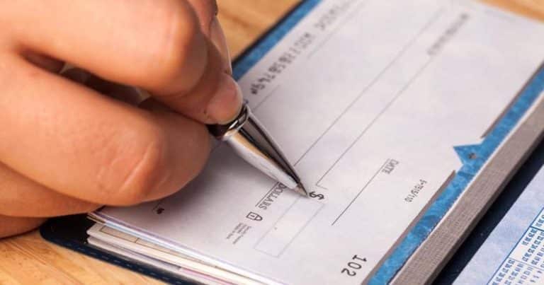 Se pago il mantenimento dei figli su conto cointestato in comune con l'ex coniuge devo pagare le imposte di donazione indiretta?