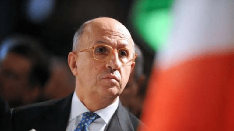 Le banche invitano il governo a non essere ipocrita riguardo ai tassi sui conti correnti