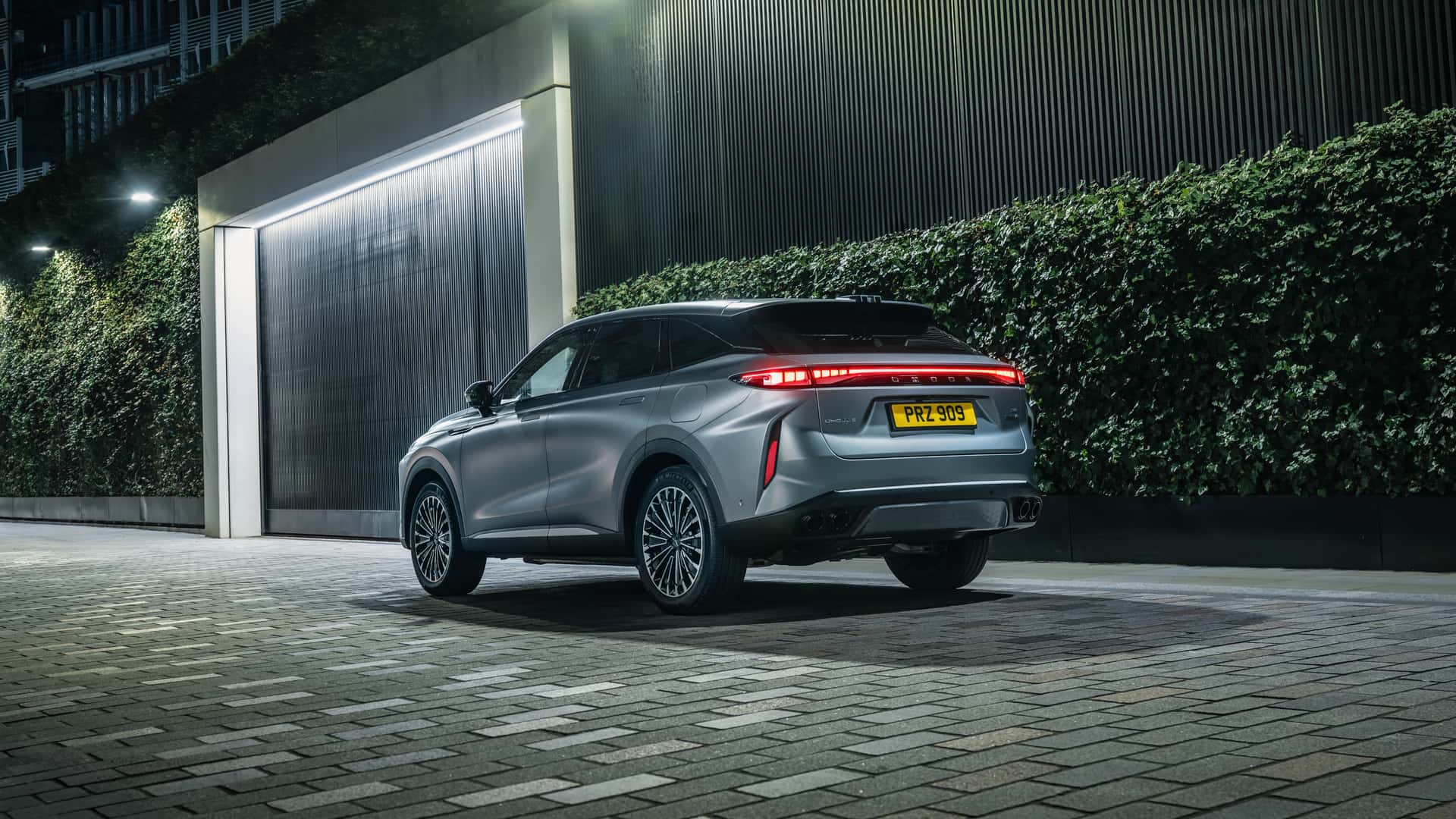 Il SUV cinese Omoda 9 avrà un grande impatto sull’automotive italiano