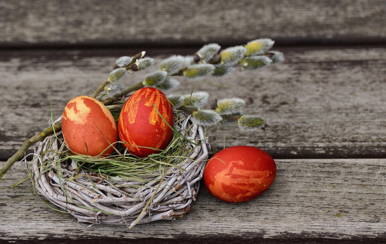 Pasqua, 25 aprile e primo maggio: come viene calcolato il Super ponte in busta paga
