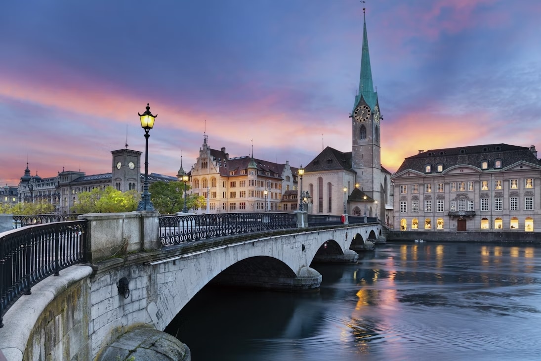 La Svizzera resta porto sicuro anche con i tassi sotto l’inflazione