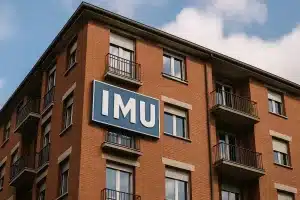 IMU condominio 2025, alloggio portiere, lavanderia, parcheggi: chi paga, quanto e quando