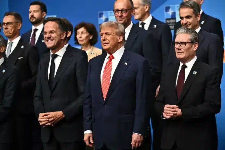 Trump ordina e l'Europa esegue