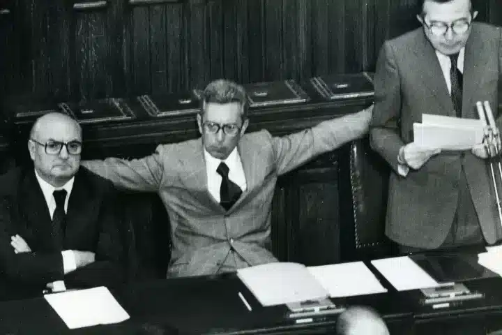 Abolizione di giorni festivi in Francia