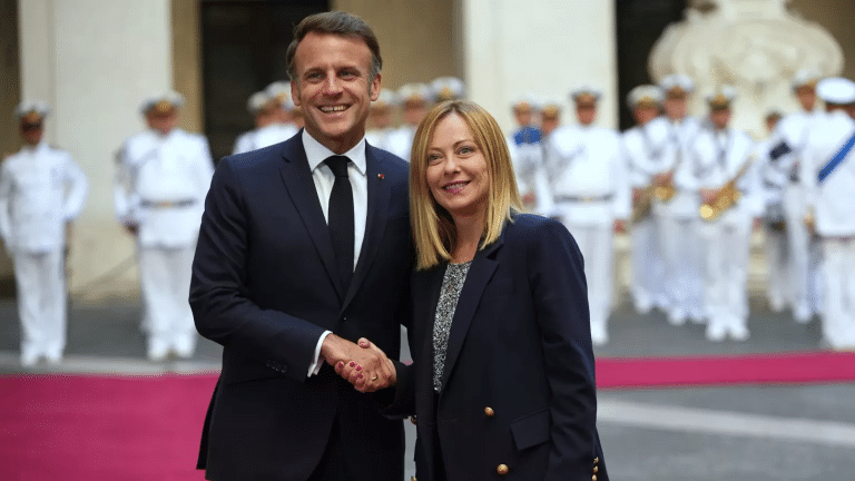 Spread con la Francia azzerato anche sul Pil