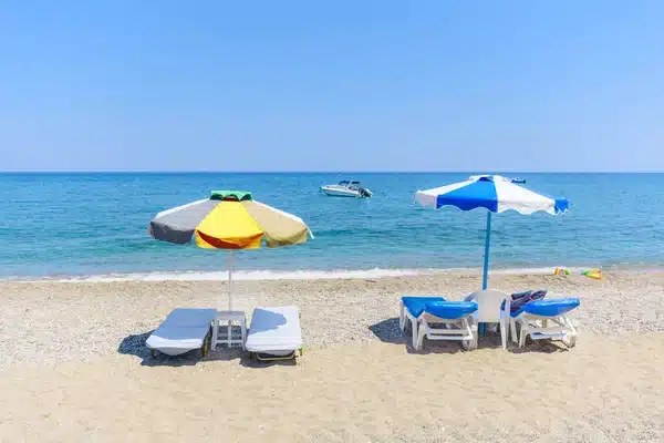 Turismo mordi e fuggi