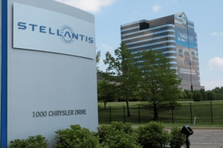 Perdite su azioni Stellantis, proposta di recupero di Martingale Risk