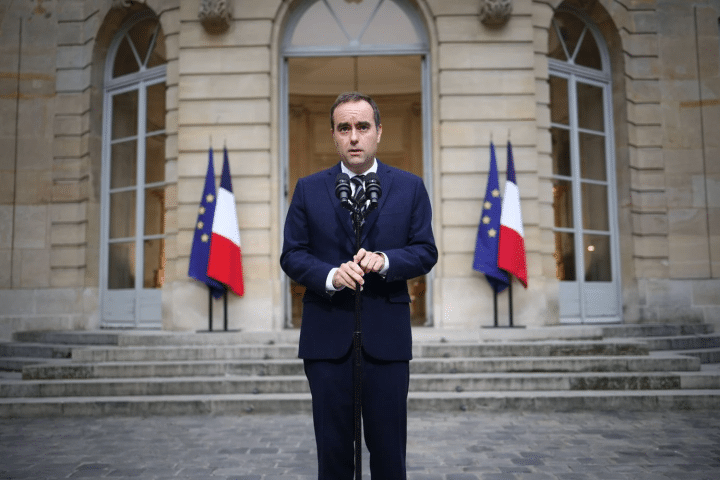 Bond francesi sotto pressione