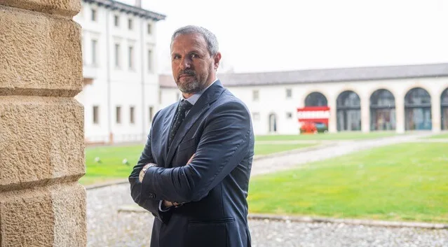 Crisi della moda europea, parla Gianluca Tacchella (Carrera)