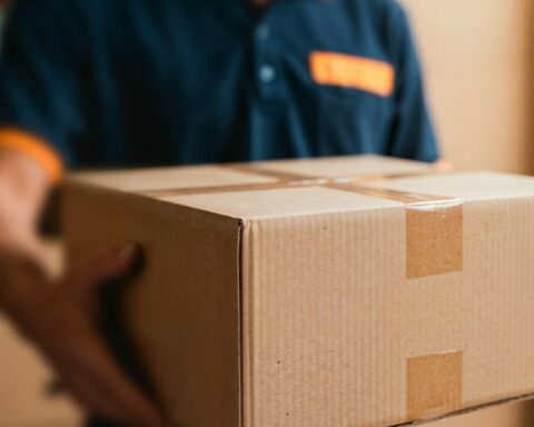 Tassa Shein su scatole cinesi